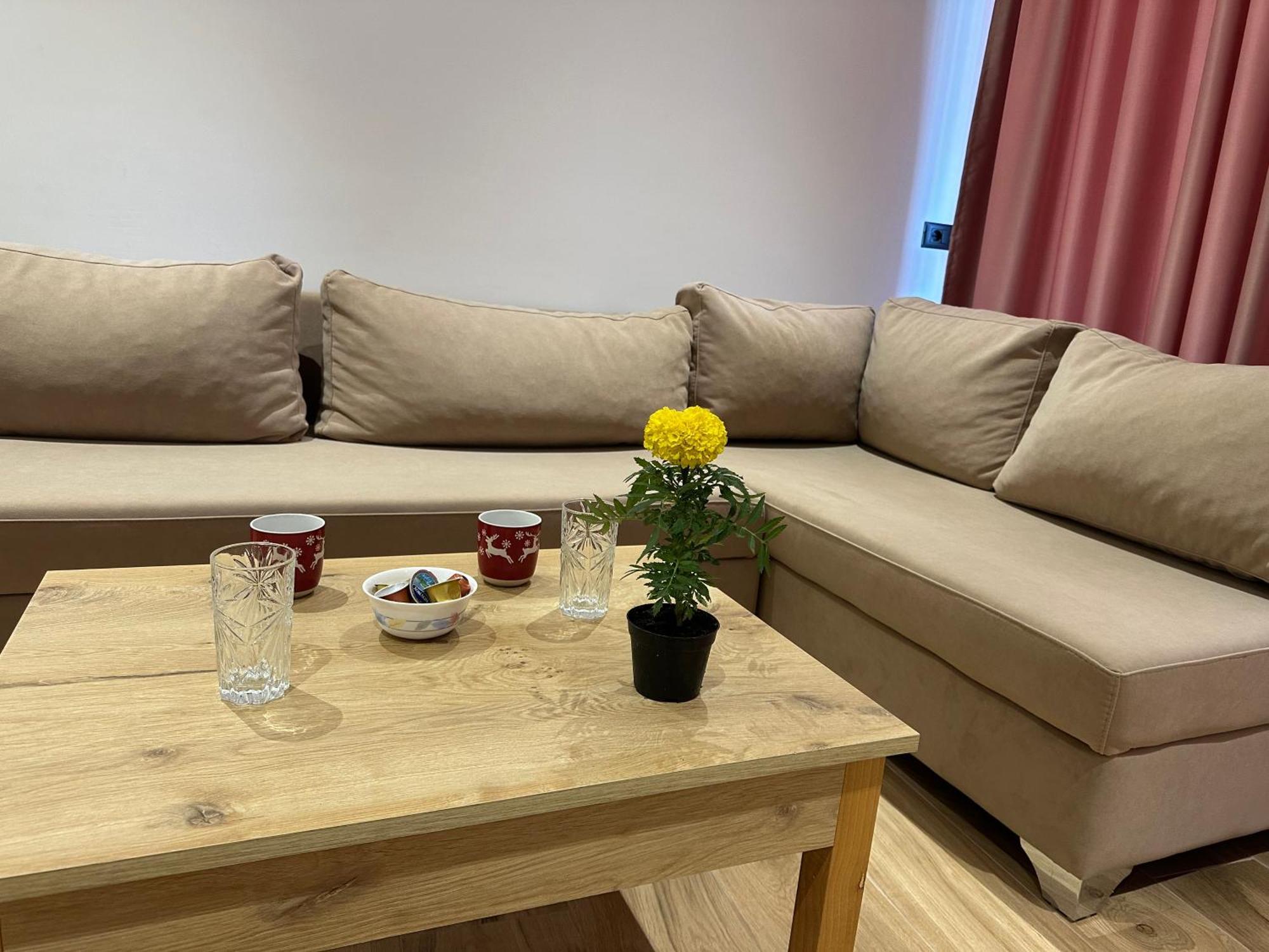 Suites Kozi Саранде Екстериор снимка